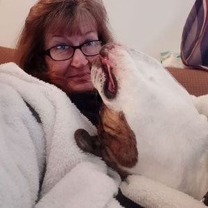 Meet your Posher, Valerie